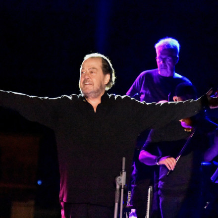 Γιάννης Πάριος: Ποιο τραγούδι έγραψε μέσα σε 15 λεπτά για τη Χαρούλα - Τι είπε για τη Μαρινέλλα