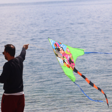 «Κλείδωσε» ο καιρός της Καθαράς Δευτέρας - Πού αναμένονται βροχές, «σύμμαχός» μας ο αέρας λέει ο Κολυδάς