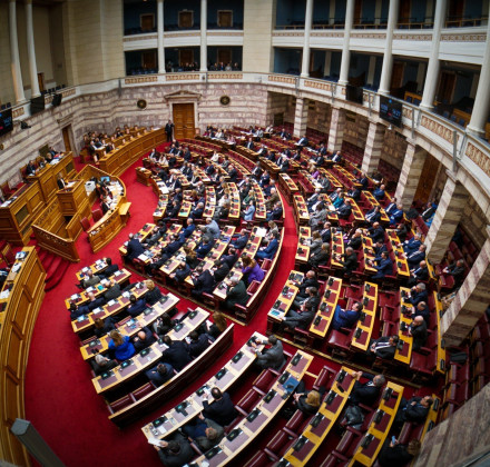 Κοινή πρόταση δυσπιστίας κατά της κυβέρνησης από τα προοδευτικά κόμματα Κοινή πρόταση δυσπιστίας κατά της κυβέρνησης από τα προοδευτικά κόμματα