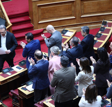 Η κίνηση - κάλεσμα - του Φάμελλου προς τον Χαρίτση Η κίνηση - κάλεσμα - του Φάμελλου προς τον Χαρίτση