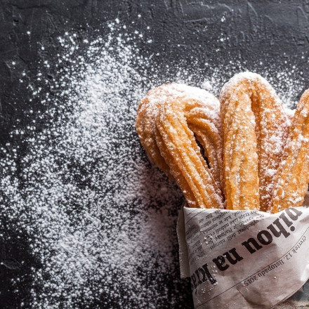 Churros: Συνταγή για τέλεια ισπανικά λουκουμαδάκια