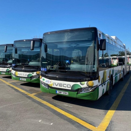 Νέα λεωφορεία προστέθηκαν στις γραμμές της Αθήνας