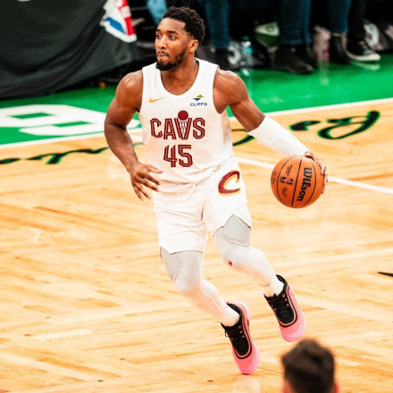 NBA: Τεράστιο «διπλό» των Καβαλίερς στην Βοστώνη με υπογραφή του Ντόνοβαν Μίτσελ (116-123) [vid]