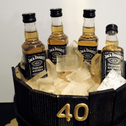 Τέλος το Jack Daniel's στον Καναδά ως απάντηση στους δασμούς που επιβάλει ο Τραμπ
