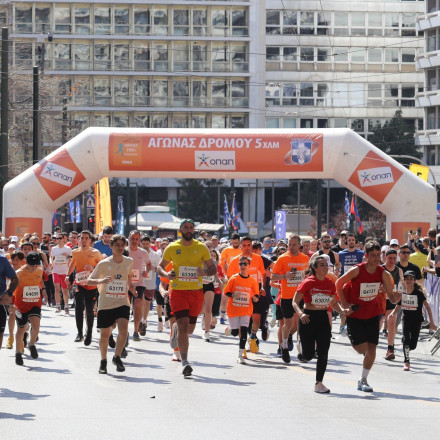 Ημιμαραθώνιος Αθήνας 2025: Νικητές ο Ρουμάνος Ποπ και η Αναστασία Μαρινάκου  [Vid]