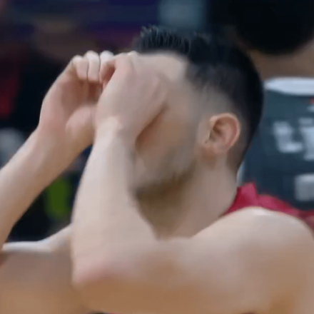 Ολυμπιακός: Ο Παπανικολάου και το «μεγαλείο του θρύλου» [Vid]