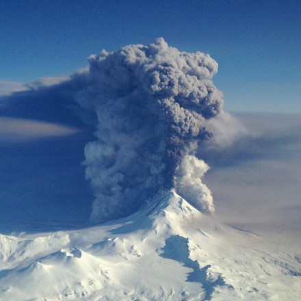 Γιγάντιο ηφαίστειο «απειλεί» 300.000 ανθρώπους στην Αλάσκα - Επιστήμονες προειδοποιούν