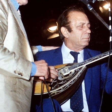 Με βίντεο αφιέρωμα η Φίνος Φιλμ τιμά τον Γιώργο Ζαμπέτα - «Δεξιοτέχνης του ελληνικού ρεμπέτικου» Με βίντεο αφιέρωμα η Φίνος Φιλμ τιμά τον Γιώργο Ζαμπέτα - «Δεξιοτέχνης του ελληνικού ρεμπέτικου»