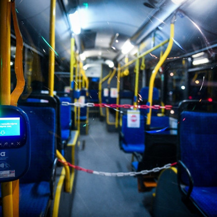 ΟΣΥ: Από βραχυκύκλωμα η πυρκαγιά σε λεωφορείο της γραμμής 446, στην Πεντέλη