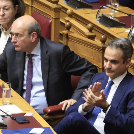 Ο Μητσοτάκης θέλει οι (νέοι) Υπουργοί μπορούν;