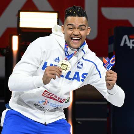 Συγχαρητήρια Μητσοτάκη σε Καραλή για το χρυσό μετάλλιο, «Μη σταματάς να πετάς ψηλά!»