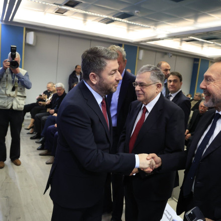 Η «σύναξη των Σημιτικών» δεν ξέχασε τον Γιάννο (ούτε τον Ανδρέα)