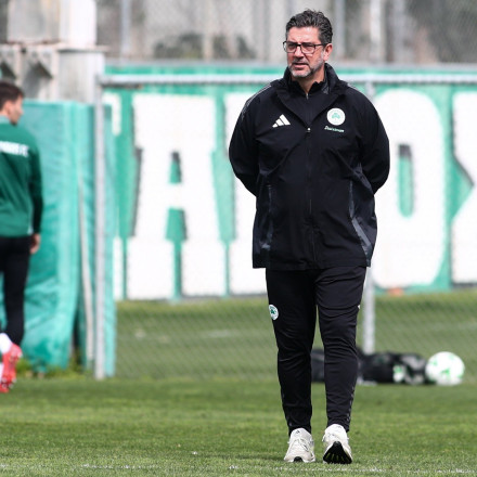 Παναθηναϊκός: Παίζει τα… ρέστα του για πρόκριση κόντρα στη Φιορεντίνα – Οι σκέψεις του Βιτόρια