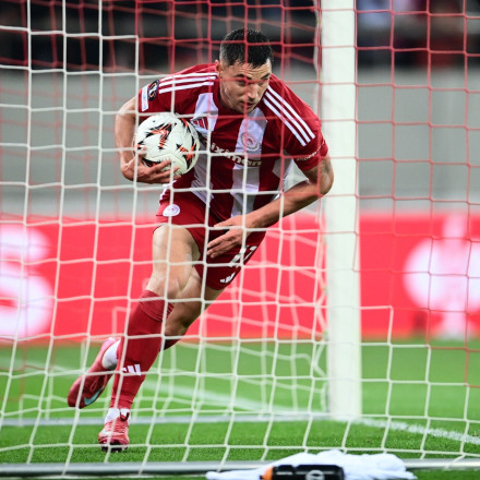 Live το παιχνίδι του Ολυμπιακού απέναντι στον Ηρακλή για το Κύπελλο Ελλάδας