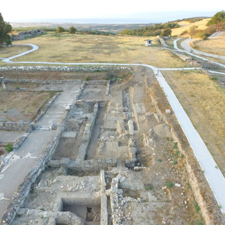 Σημαντικές ανακαλύψεις στην Αμφίπολη: Τι έφερε στο φως η ακρόπολη - Συνεχίζουν οι ανασκαφές