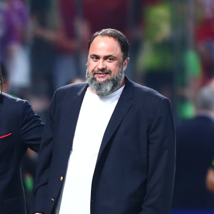 Ο Μαρινάκης «χρυσώνει» τον Ολυμπιακό σε περίπτωση που καταφέρει το 5/5 στα εναπομείναντα ματς