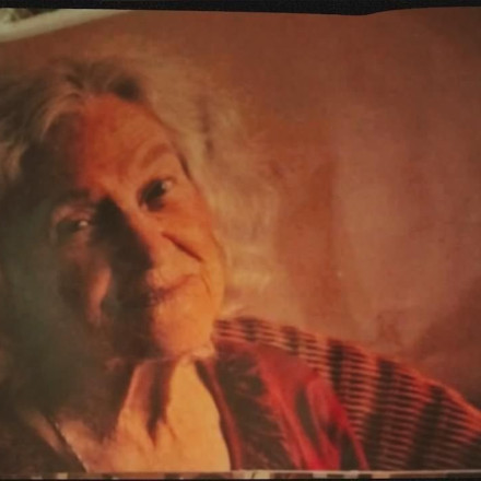 Ανατριχίλα από μαρτυρία επιζήσασας στο Μάτι: «Αναγκάστηκα να αφήσω τη γιαγιά μου για να σωθώ...»