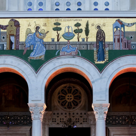 Ευαγγελισμός της Θεοτόκου: Είχε δώσει ή όχι κρίνο στην Μαρία ο Γαβριήλ