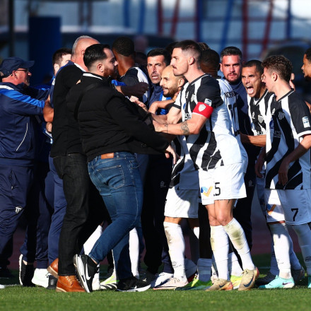 Super League 2: Η Καλαμάτα νίκησε την Ηλιούπολη (2-0) και πλησίασε στον πόντο την Κηφισιά [Vid]