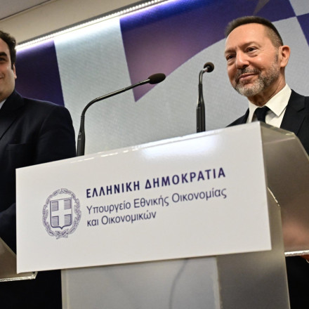 Συνάντηση Πιερρακάκη - Στουρνάρα: Τρίπτυχο συναντίληψης για δημοσιονομικά, τράπεζες και μεταρρυθμίσεις