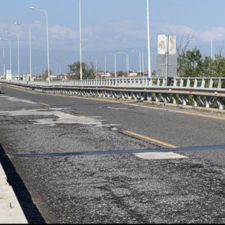 Θεσσαλονίκη: Τέλος η ταλαιπωρία στη Γέφυρα Αξιού – Ποιο κομμάτι δίνεται σε κυκλοφορία