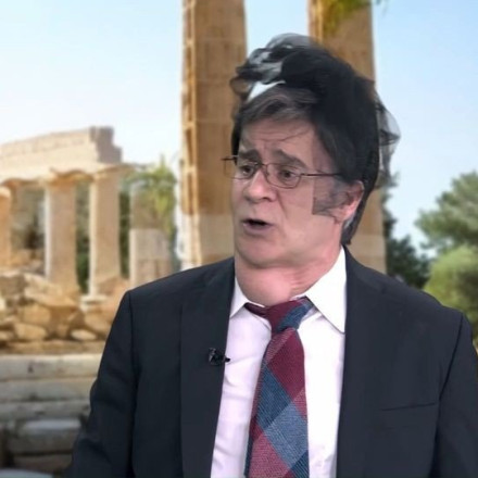 «MITSI VAR»: Ο Πορτοσάλτε παίζει με τον Ματ Ντέιμον στην «Οδύσσεια του Άδωνι»