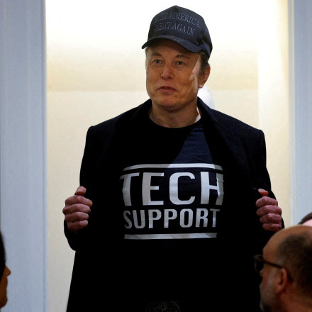 Συνεργασία με Έλον Μασκ... για τις πτήσεις στον Άρη θέλει η Ρωσία - «Θα μιλήσουμε χωρίς αμφιβολία»