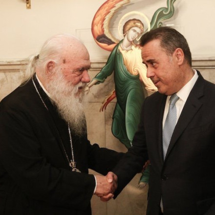 Στο Ιερώνυμο ο Παπασταύρου: Συνέργειες σε θέματα αναδάσωσης, ενεργειακής αυτονόμησης Ιδρυμάτων