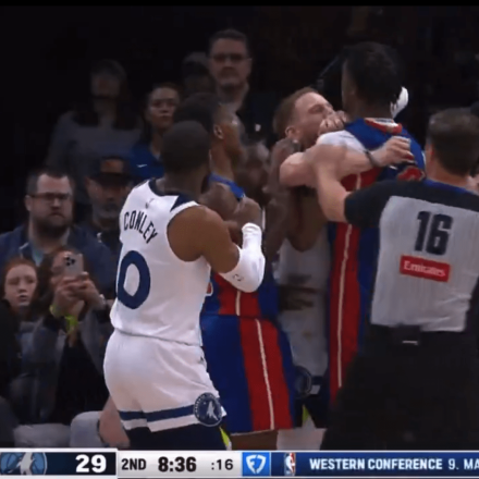 Ξύλο και των γονέων και επτά αποβολές στο Τίμπεργουλφς – Πίστονς [Vid]