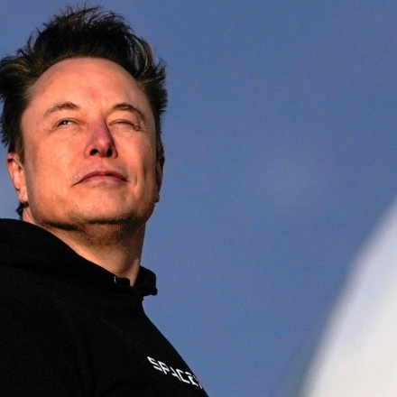 Ο Έλον Μασκ, το «Κόμμα της Αμερικής» και ο θρίαμβος του Επαμεινώνδα στα Λεύκτρα