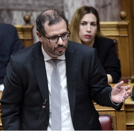 Νίκος Τσάφος: Τα παράτησα όλα και ήρθα να βοηθήσω - Επίθεση από την αντιπολίτευση