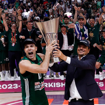 Αll-25 Euroleague: Με Σλούκα και Γιασικεβίτσιους η τελευταία πεντάδα