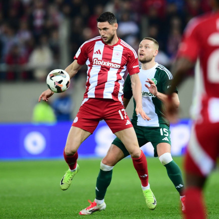 Με Γιάρεμτσουκ στην κορυφή ο Ολυμπιακός - Με δύο φορ κατεβαίνει στο Φάληρο ο Ρουί Βιτόρια