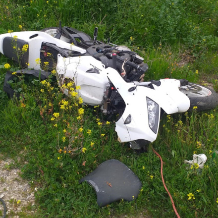 «Δεν σταμάτησε στο STOP, βγήκε στον δρόμο» - Μαρτυρία για το πώς έγινε το δυστύχημα στην Παιανία «Δεν σταμάτησε στο STOP, βγήκε στον δρόμο» - Μαρτυρία για το πώς έγινε το δυστύχημα στην Παιανία