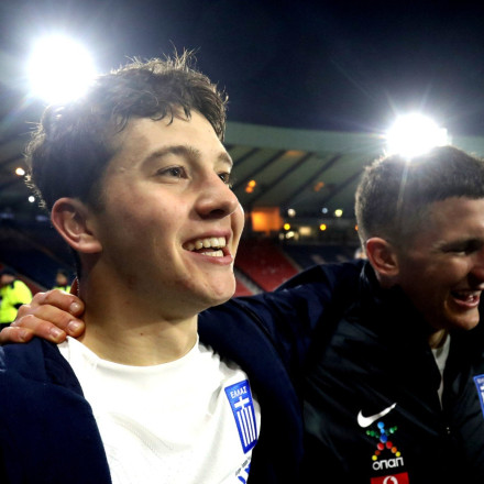 Καρέτσα, εσύ σούπερ σταρ: Αποθέωση για το wonderkid της Εθνικής [vid]