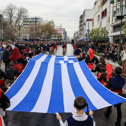 Η μεγάλη (κυβερνητική) αγωνία των παρελάσεων