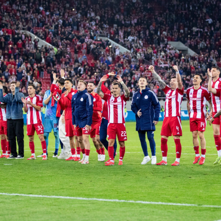 ΣΤΟΙΧΗΜΑ: Απόλυτο φαβορί ο Ολυμπιακός, πλησιάζει για την τριάδα ο ΠΑΟΚ