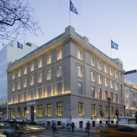 Alpha Bank και UniCredit ενισχύουν περαιτέρω τη διασυνοριακή τους συμμαχία