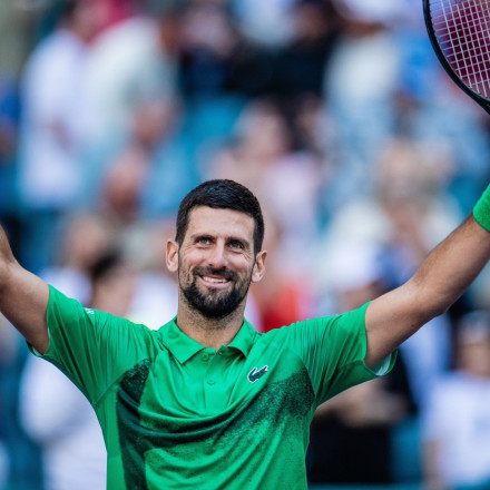 Επίθεση κατά του Τζόκοβιτς: «Μετατρέπεται σε Ρομπέν των Δασών»