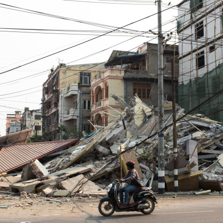 Θάνατος και χάος στη Μιανμάρ από τον μέγα σεισμό - Νεκροί και στην Μπανγκόκ - «Δεν υπάρχει ελπίδα»