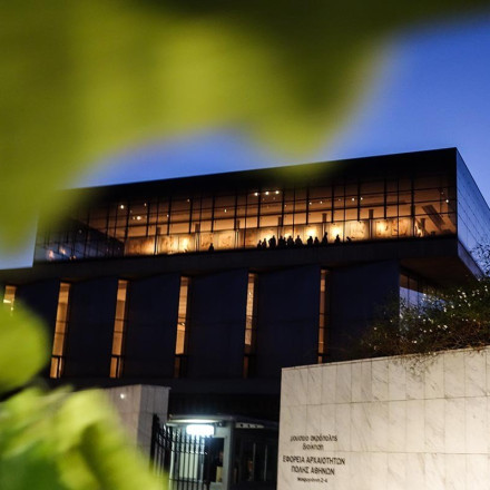 «Tango Acropolis»: Η πανσέληνος του Αυγούστου στο Μουσείο της Ακρόπολης