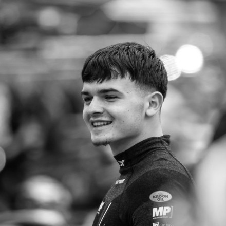 Θρήνος στη Φόρμουλα: Σκοτώθηκε 18χρονος οδηγός σε αγώνα στο Σπα - Η στιγμή του δυστυχήματος