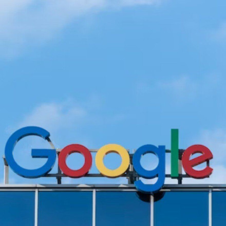 Google: Πρόστιμο 47 εκατομμυρίων δολαρίων επέβαλε δικαστήριο στη Ρωσία