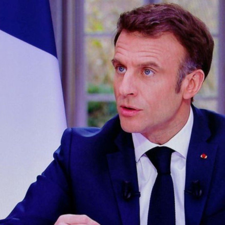 Γαλλία: Επιστρέφει εσπευσμένα ο Μακρόν από τη Σύνοδο Κορυφής - Υπό εξέταση η επιβολή κατάστασης έκτακτης ανάγκης