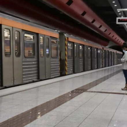 Πτώση ατόμου στις γραμμές του μετρό στον σταθμό Άγιος Αντώνιος