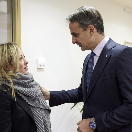 Politico: Οι ισορροπίες στην Ευρώπη μετά την άνοδο της Δεξιάς