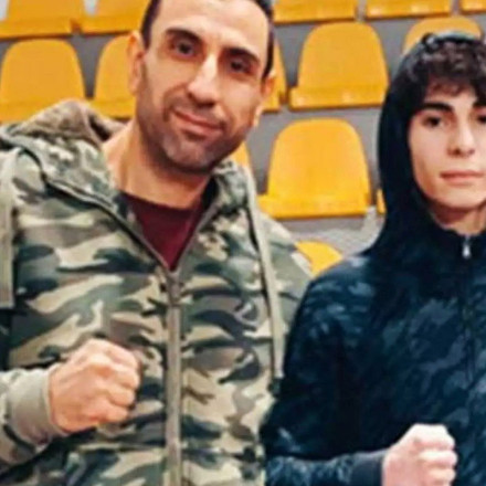 Πανελλήνιες 2023: Πατέρας και γιος πέρασαν στην ίδια σχολή