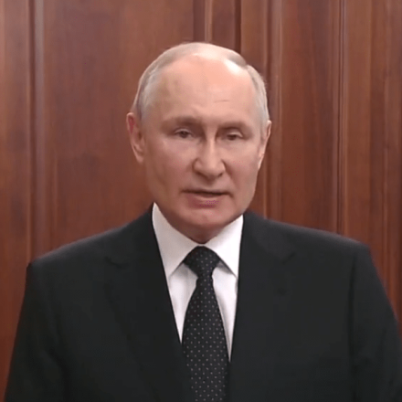 Πούτιν: Πρώτη εμφάνιση μετά την ανταρσία της Βάγκνερ