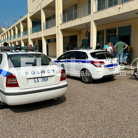 Εκλογές 25ης Ιουνίου - Πύργος: Έντονες αντιδράσεις για τη σειρά των ψηφοδελτίων σε εκλογικό τμήμα Εκλογές 25ης Ιουνίου - Πύργος: Έντονες αντιδράσεις για τη σειρά των ψηφοδελτίων σε εκλογικό τμήμα