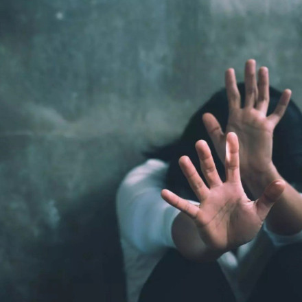 Συνελήφθη 50χρονος για βιασμό ανηλίκου: Έδινε ναρκωτικά προτού ασελγήσει στο παιδί [vid]